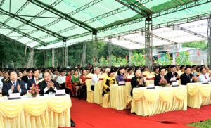 Các đại biểu dự Lễ công bố quyết định thành lập Trường Đại học Tân Trào.