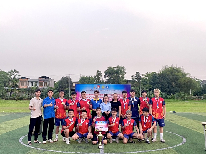 Đoàn thanh niên - Hội sinh viên tổ chức chung kế Giải bóng đá nam sinh viên các liên chi hội trực thuộc Trường Đại học Tân Trào năm 2024