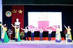 Cán bộ Trường Đại học Tân Trào đạt giải Nhì Hội thi Báo cáo viên, tuyên truyền viên giỏi tuyên truyền về Nghị quyết Đại hội lần thứ XIII của Đảng và Nghị quyết Đại hội Đảng bộ tỉnh lần thứ 17