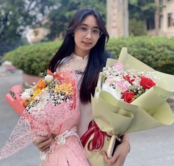 Sinh viên Phùng Thị Thủy - ''Giá trị lớn nhất tôi nhận được từ Trường Đại học Tân Trào là sự trưởng thành toàn diện''