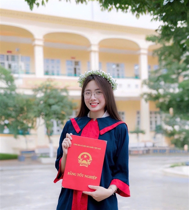Lê Thu Trang – Hành trình trưởng thành của một sinh viên sư phạm đầy nhiệt huyết