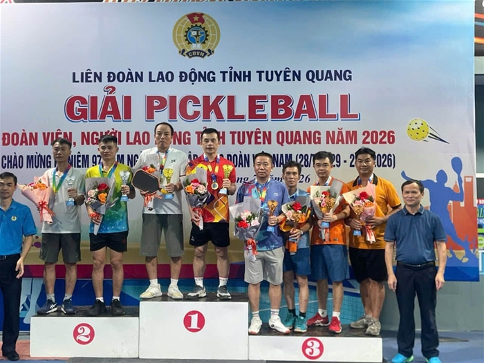Công đoàn viên Trường Đại học Tân Trào giành huy chương vàng tại giải Pickleball đoàn viên, người lao động tỉnh Tuyên Quang năm 2026 Công đoàn viên Trường Đại học Tân Trào giành huy chương vàng tại giải Pickleball đoàn viên, người lao động tỉnh Tuyên Quang năm 2026